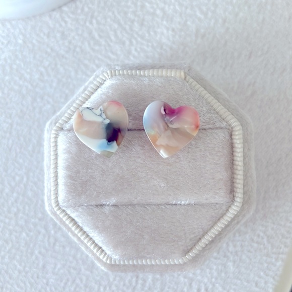 Francesca's Collections Jewelry - Heart shape marble earrings